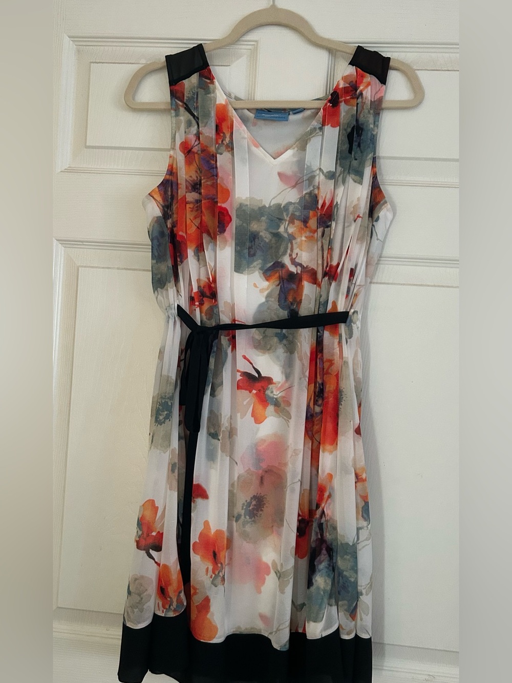 Simply Vera Vera Wang White Dress with Soft Orange Floral Accents